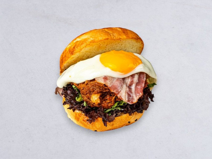 Pulled-pork barbecue burger